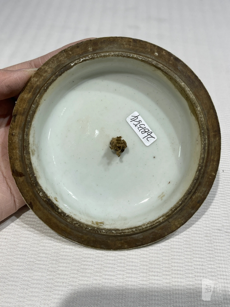清代 粉彩瓷器一组七件 - 图4